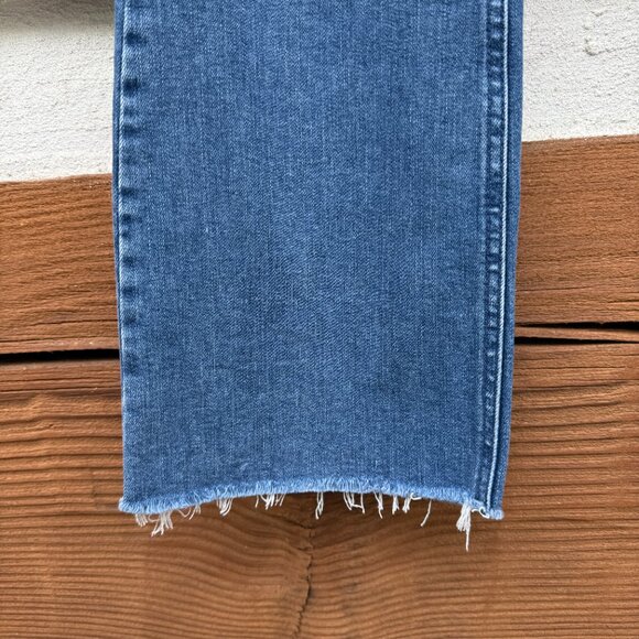 J JILL Denim Kick Flare Ankle Jeans. Raw Hem, Mid-Rise, Stretch, Blue. Sz 6 EUC - Picture 7 of 15